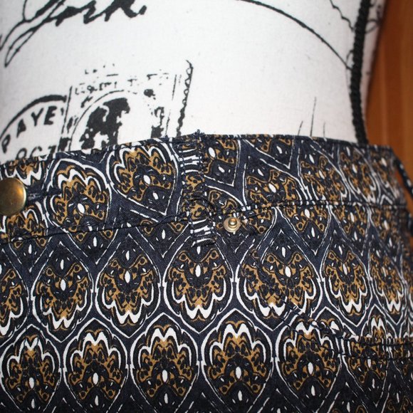 H&M Paisley Styled Printed Slim Trousers NWT Size 12 - Picture 4 of 13